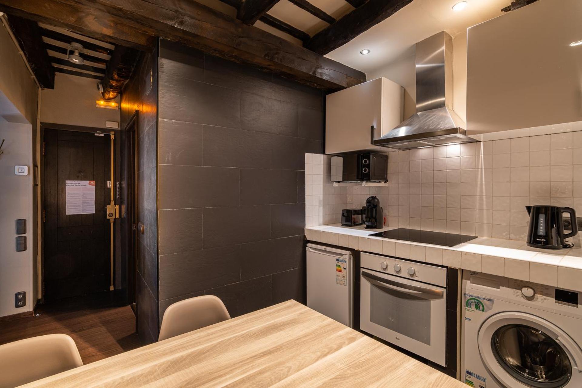 Stay U-Nique Apartments Pou Барселона Екстериор снимка