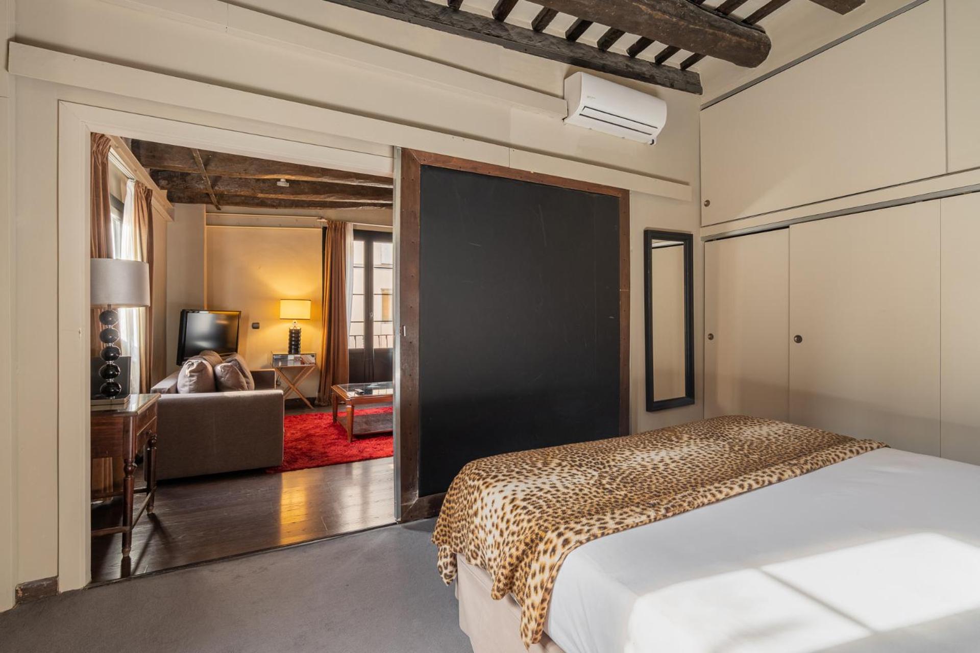 Stay U-Nique Apartments Pou Барселона Екстериор снимка